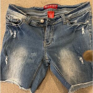 Red rivet Jean shorts